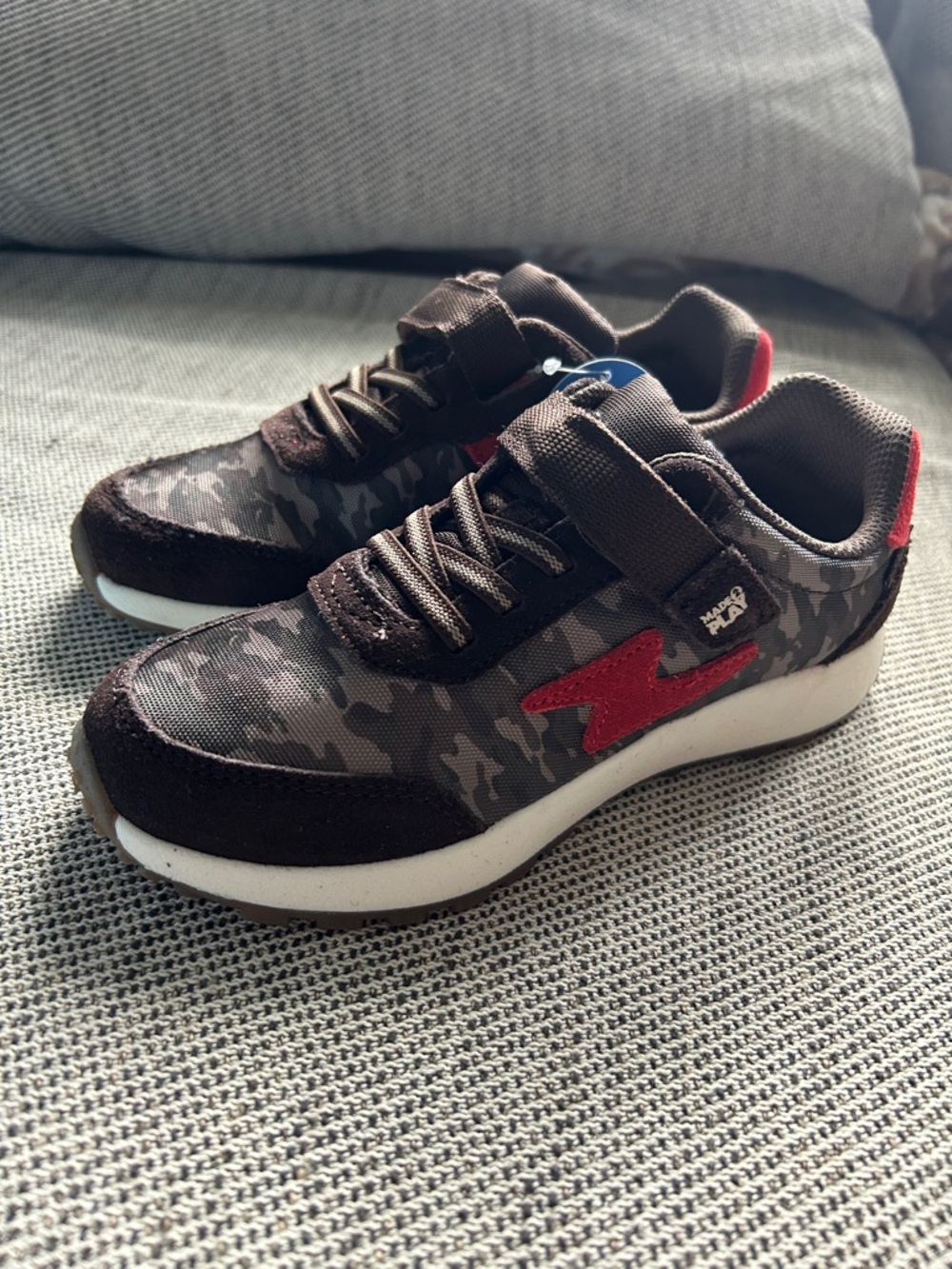 Stride Rite Made2Play Zips Jogger Camo Kids Sneakers